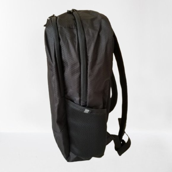 NWT! High Sierra Backpack with Laptop Divider/Bottle Pockets/Padded Back - Picture 7 of 11